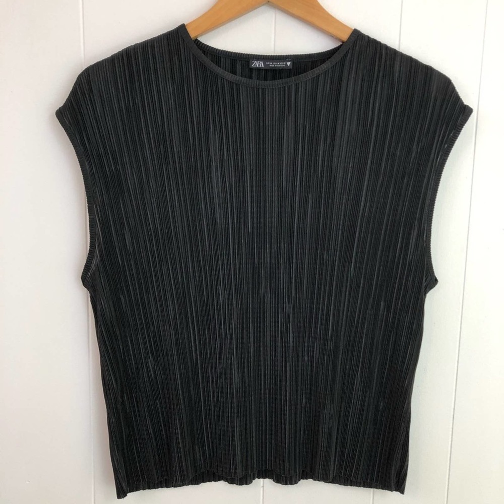 Zara Black Ribbed Sleeveless Top